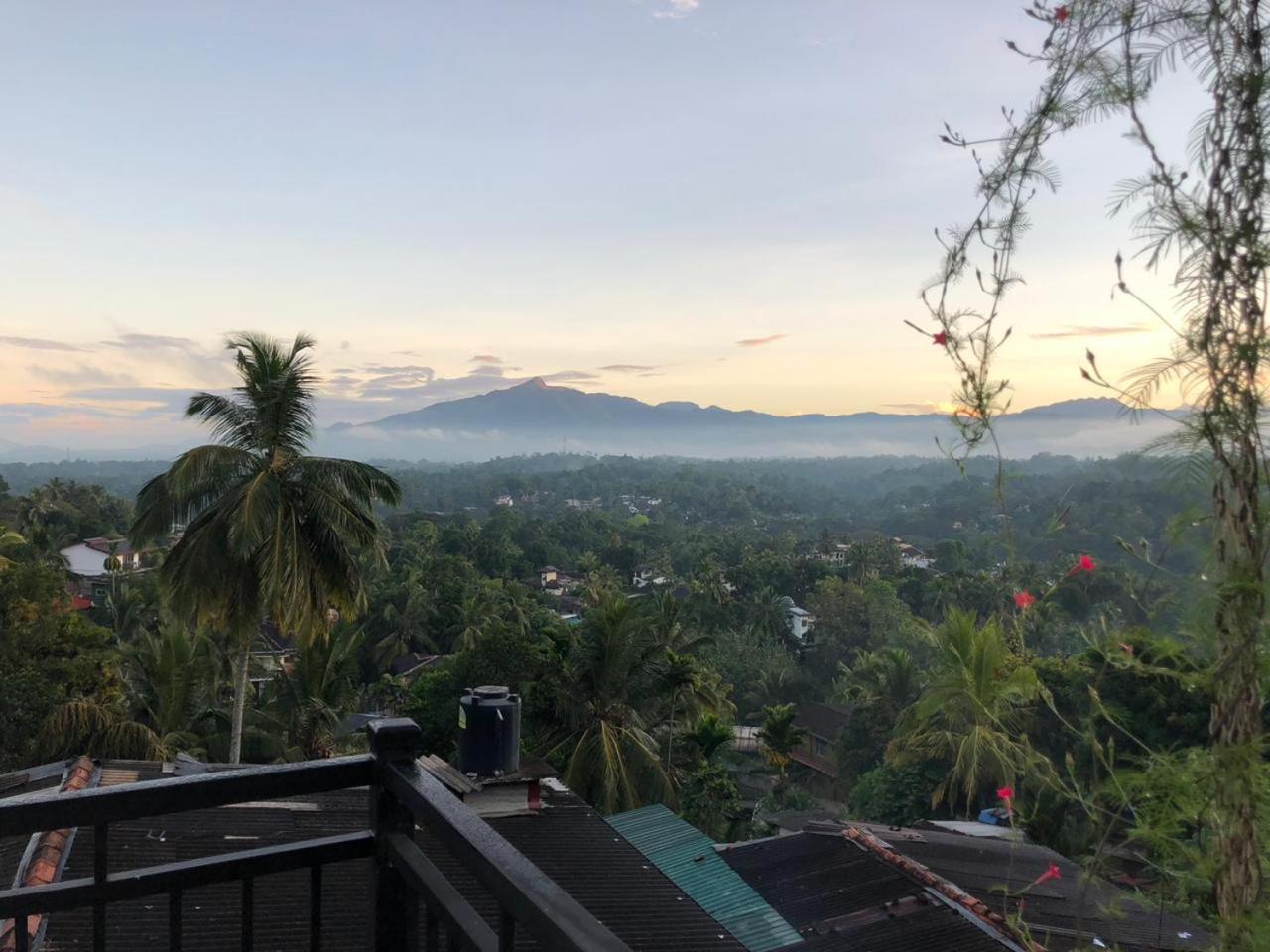 Dreamscape Home Stay Kandy Exterior foto